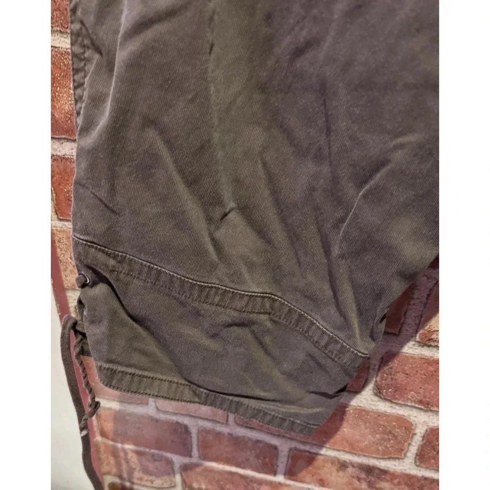 Venezia Cargo Shorts‎ Womens Size 18 Brown Cotton Blend Multiple Pockets Button
